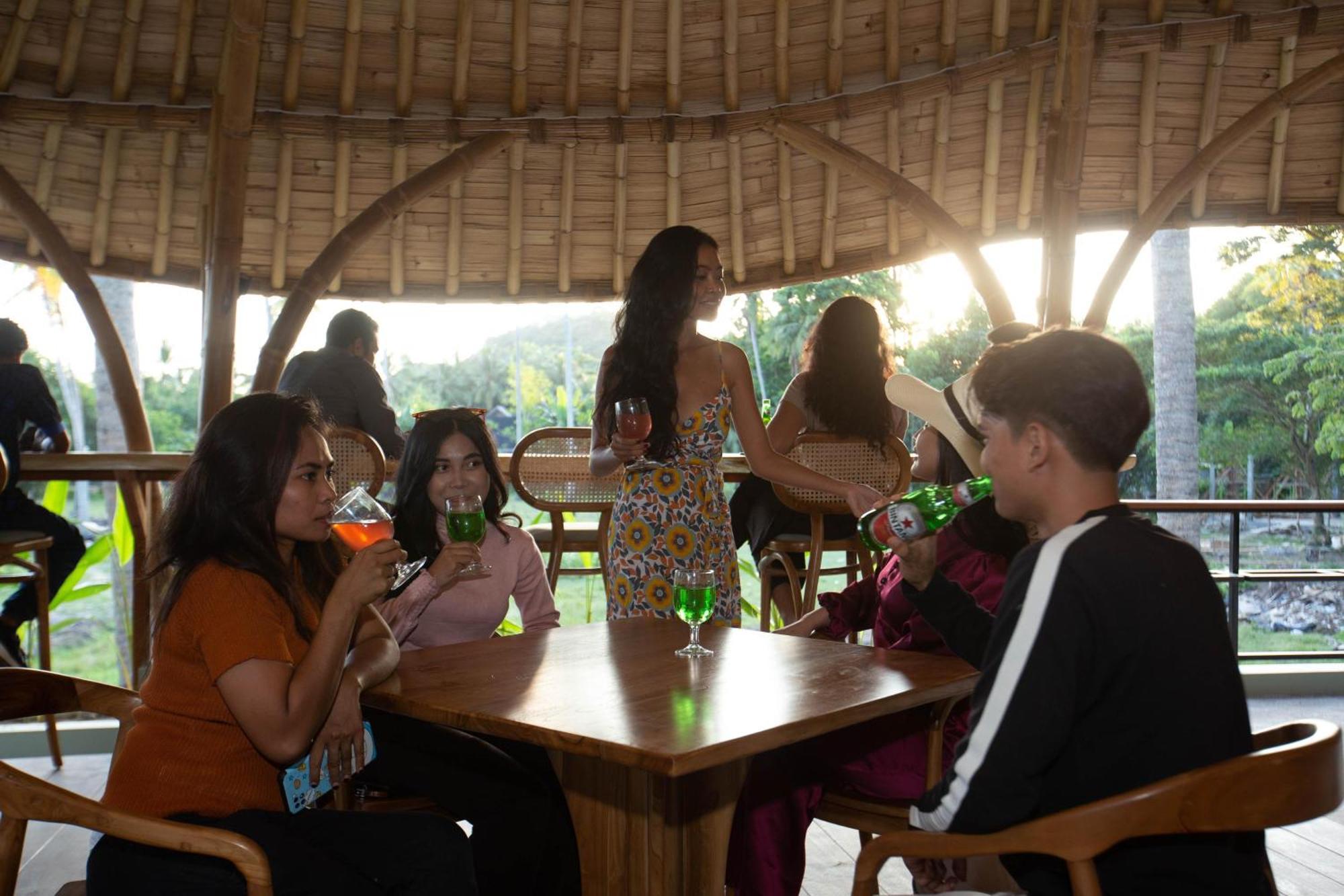 Tropik Resort Lombok Selong Belanak Dış mekan fotoğraf
