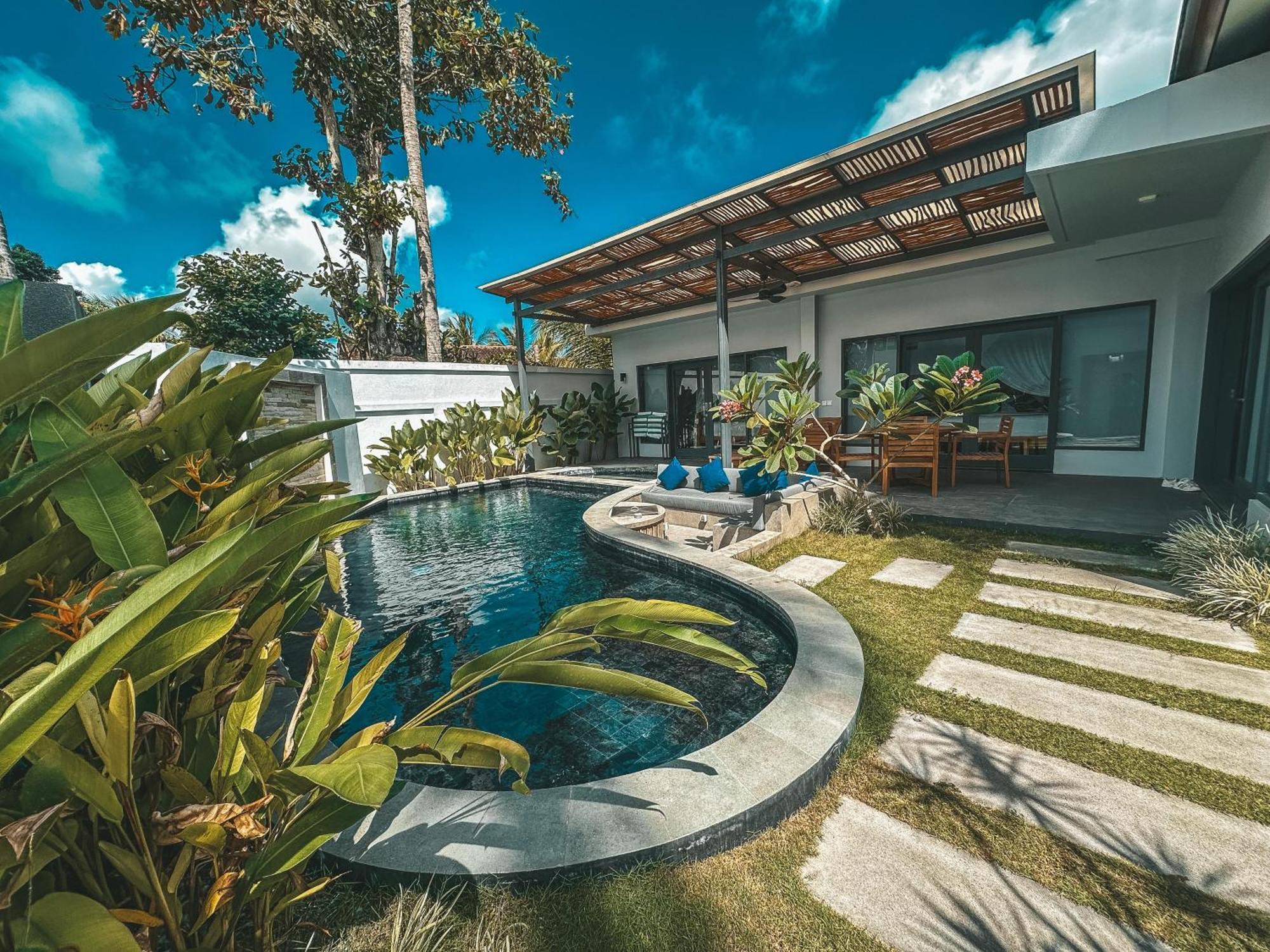 Tropik Resort Lombok Selong Belanak Dış mekan fotoğraf